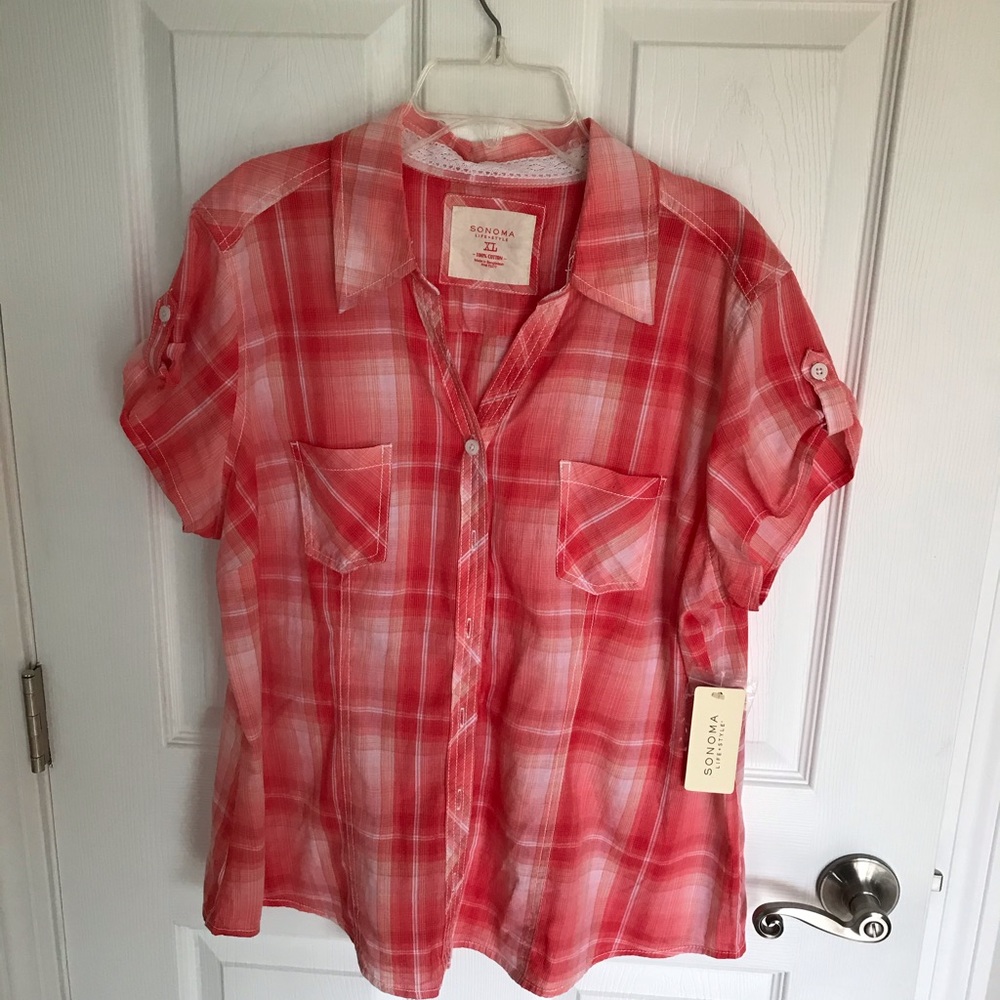 Women’s Sonoma short sleeve shirt button up.